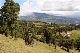 Volcán Poás (2708m)